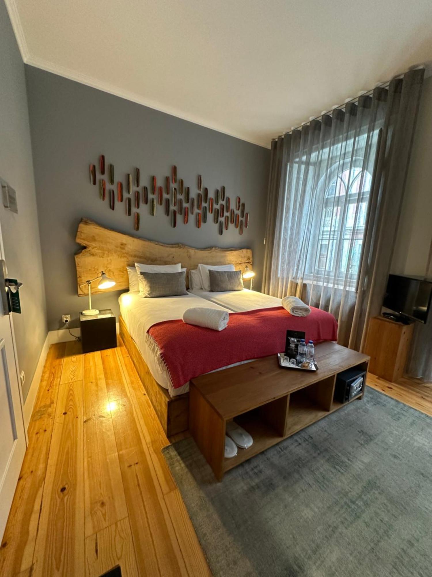 19 Tile Ceramic Concept - By Unlock Hotels Caldas Da Rainha Exterior foto